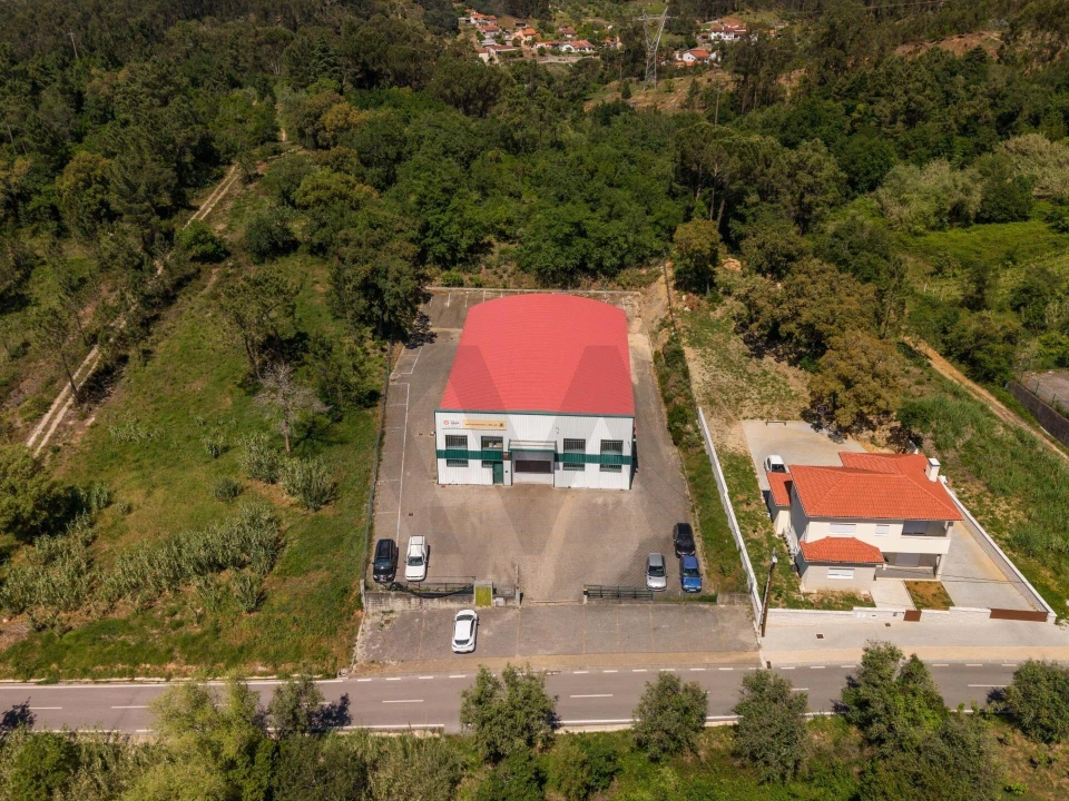 Armazém para Venda em Brasfemes Foto 2