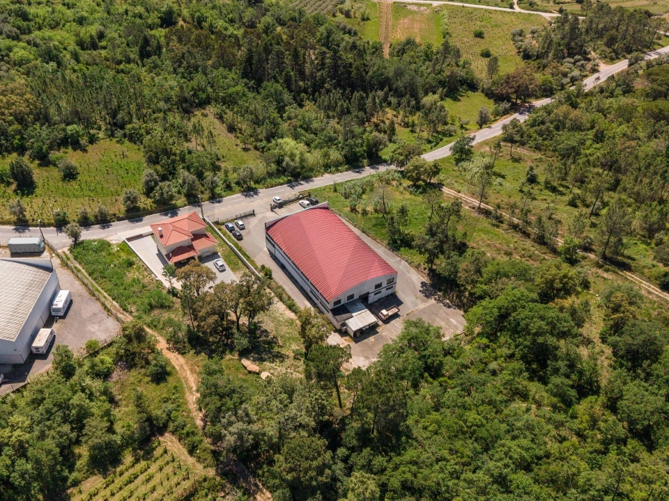Armazém para Venda em Brasfemes Foto 9