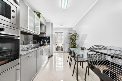Apartamento T2 para Venda em Caniço