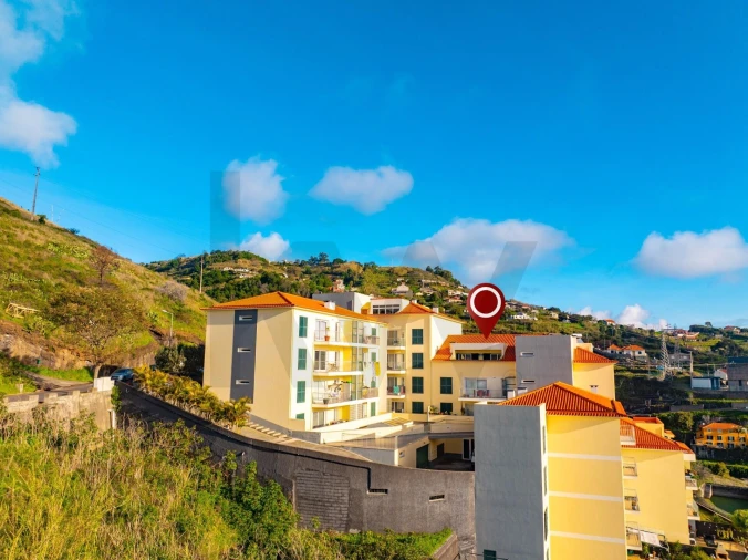 Apartamento T2 para Venda em Caniço Foto 10