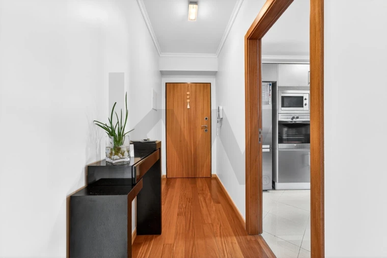 Apartamento T2 para Venda em Caniço Foto 32