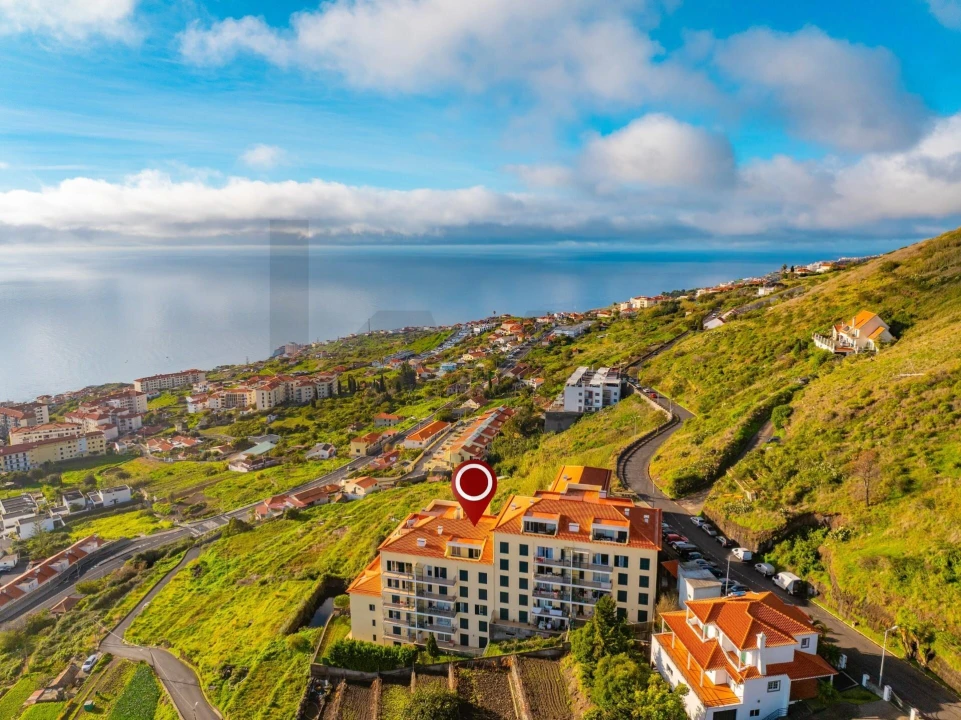 Apartamento T2 para Venda em Caniço Foto 1