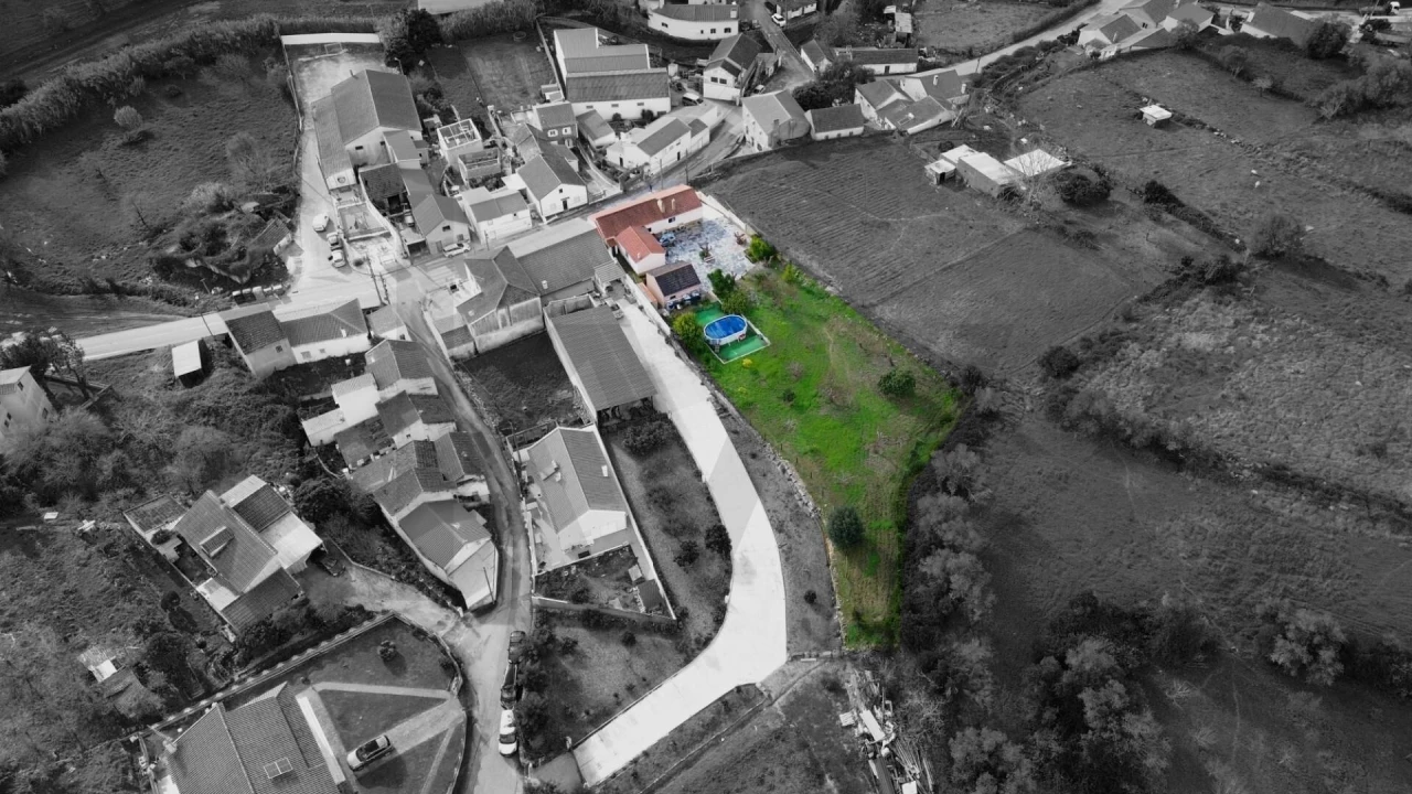 Moradia T4 para Venda em Arranho Foto 28
