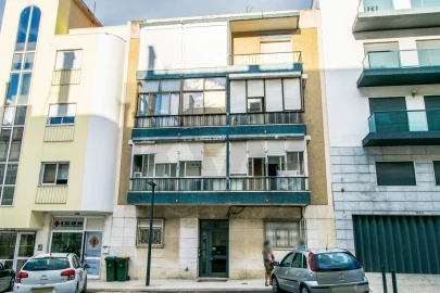 Apartamento T1 para Arrendamento em Santa Clara