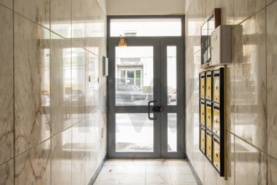 Apartamento T1 para Arrendamento em Santa Clara