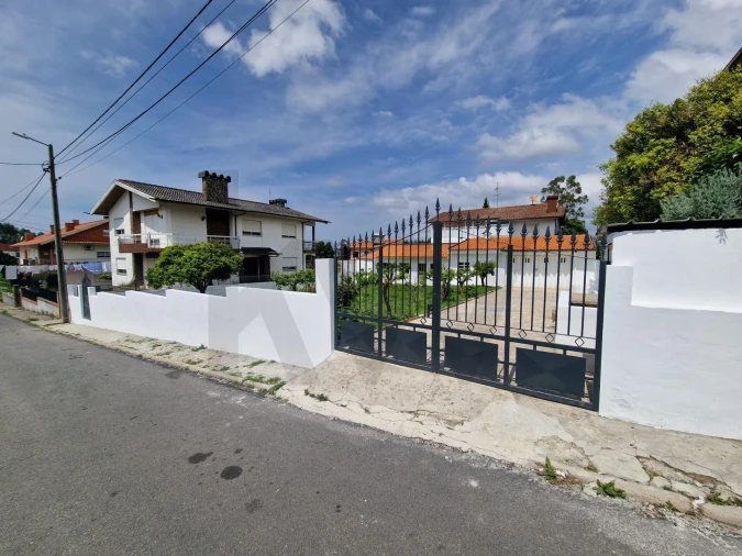 Terreno para Venda em Arrifana Foto 2
