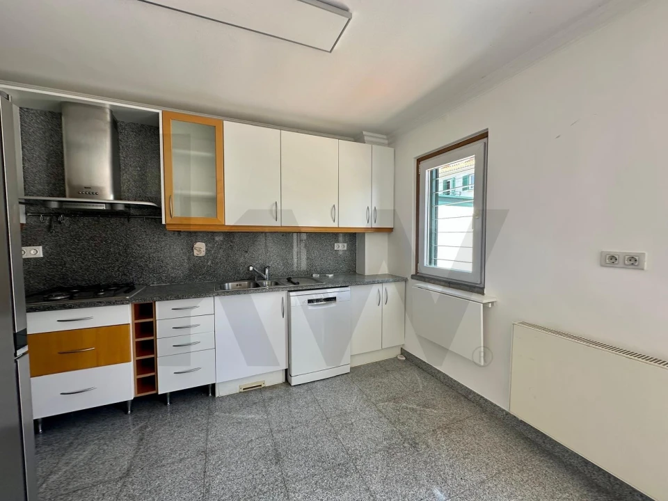 Moradia T5 para Arrendamento em Belém Foto 9