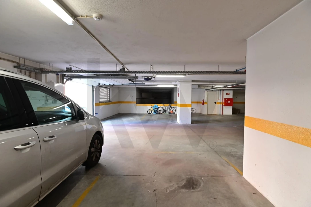 Apartamento T3 para Arrendamento em São Domingos de Rana Foto 22