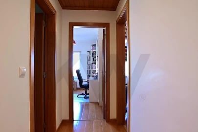 Apartamento T3 para Arrendamento em São Domingos de Rana