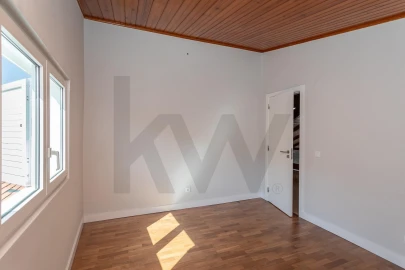 Apartamento T3 para Venda em Almada, Cova da Piedade, Pragal e Cacilhas