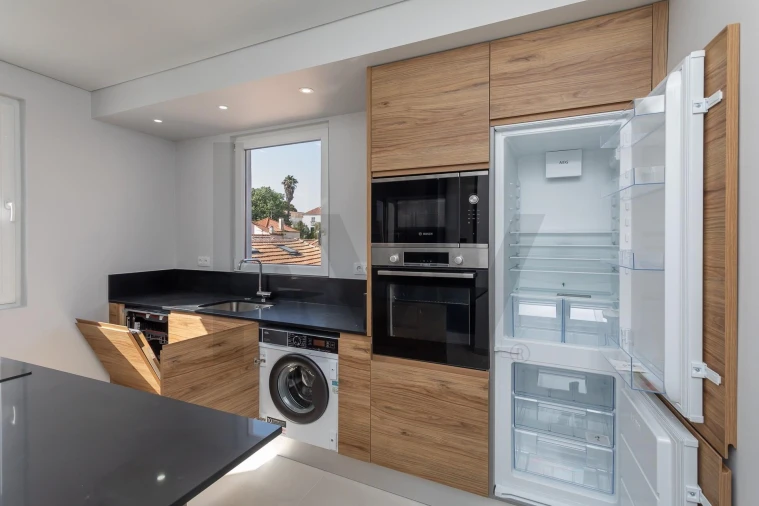 Apartamento T3 para Venda em Almada, Cova da Piedade, Pragal e Cacilhas Foto 3