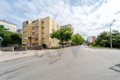 Apartamento T2 para Venda em Santo Antonio dos Olivais