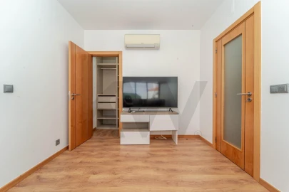 Apartamento T2 para Venda em Santo Antonio dos Olivais