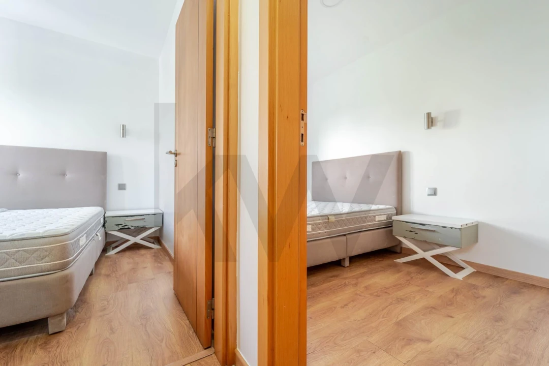 Apartamento T2 para Venda em Santo Antonio dos Olivais Foto 13