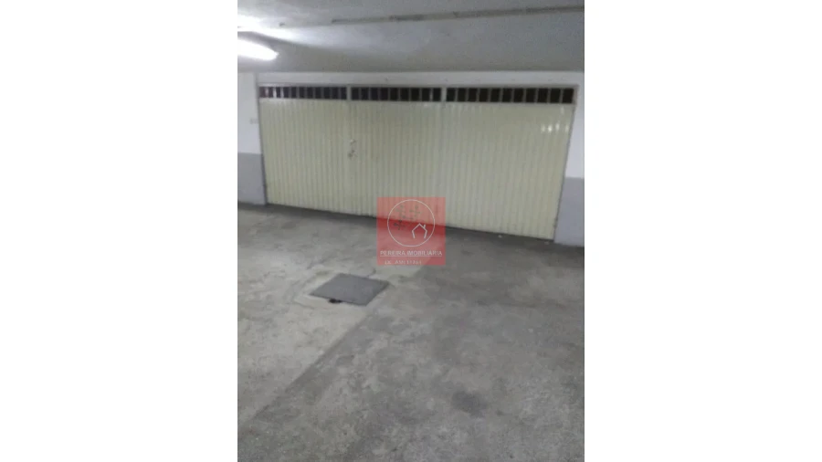 Garagem para Venda em Livração Foto 3