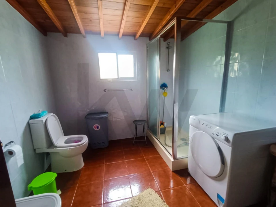 Moradia T6 para Venda em Almagreira Foto 18