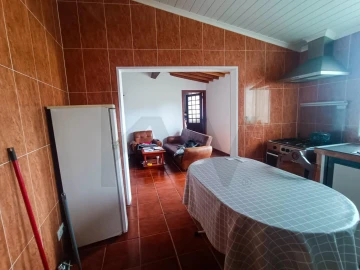 Moradia T6 para Venda em Almagreira