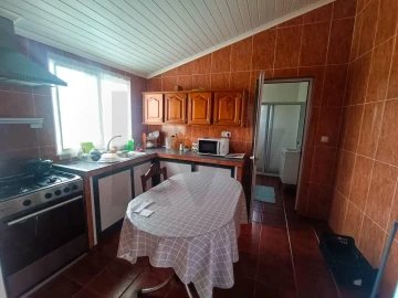Moradia T6 para Venda em Almagreira