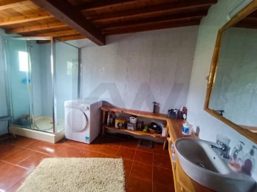 Moradia T6 para Venda em Almagreira