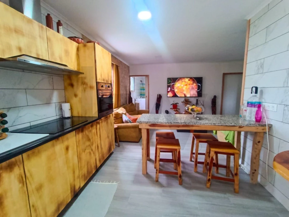 Moradia T6 para Venda em Almagreira Foto 11