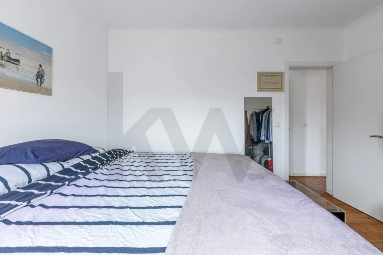Apartamento T2 para Venda em Alcantara Foto 12