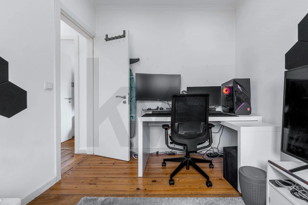 Apartamento T2 para Venda em Alcantara Foto 9