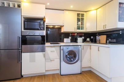 Apartamento T1 para Venda em Santa Maria Maior
