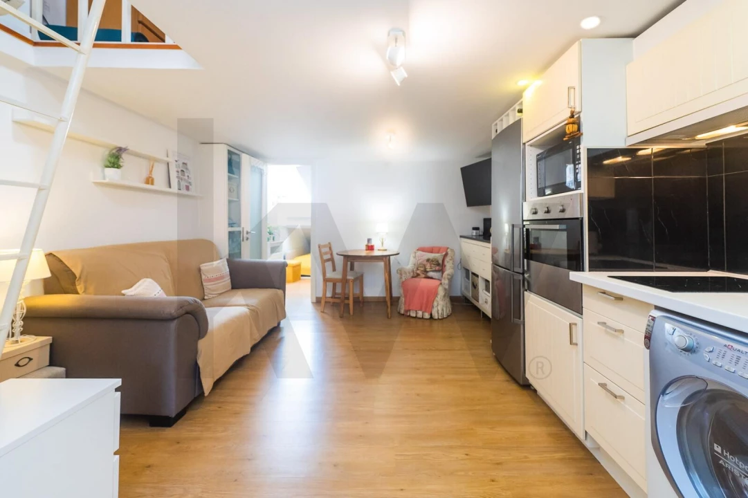 Apartamento T1 para Venda em Santa Maria Maior Foto 1