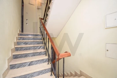 Apartamento T2 para Arrendamento em Lumiar