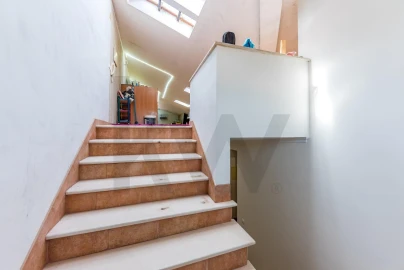 Moradia T4 para Venda em Vale do Paraiso