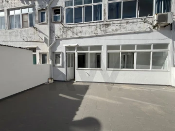 Apartamento T2 para Arrendamento em Romeira e Várzea