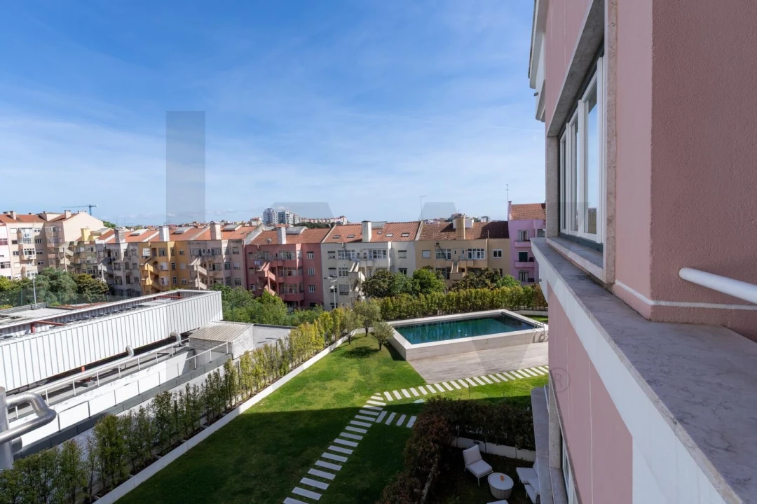 Apartamento T2 para Arrendamento em Areeiro Foto 17