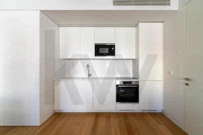 Apartamento T2 para Arrendamento em Areeiro