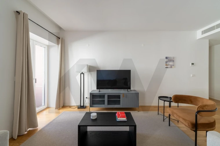 Apartamento T2 para Arrendamento em Areeiro Foto 3