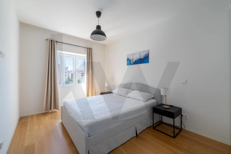 Apartamento T2 para Arrendamento em Areeiro Foto 10