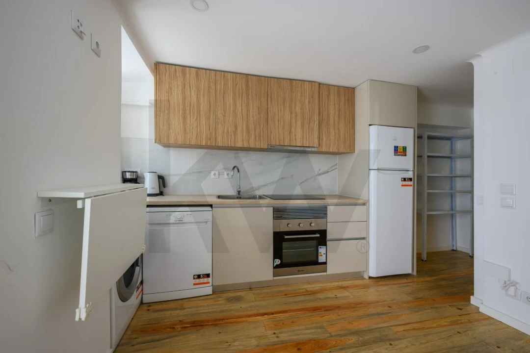 Apartamento T1 para Arrendamento em Almada, Cova da Piedade, Pragal e Cacilhas Foto 1