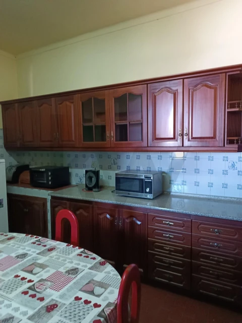 Moradia T4 para Venda em Selmes