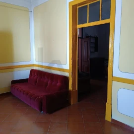 Moradia T4 para Venda em Selmes