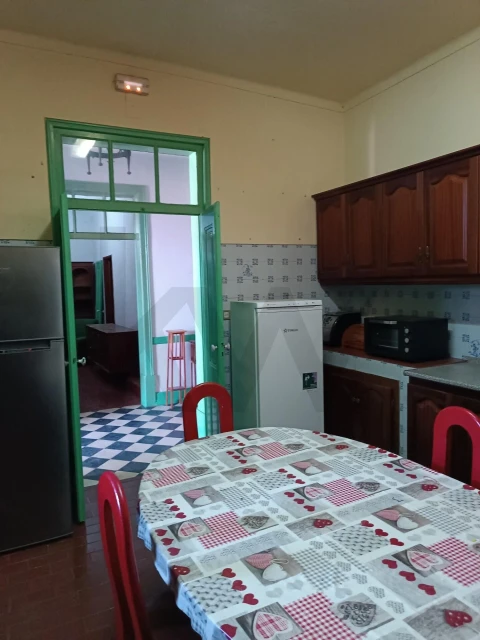 Moradia T4 para Venda em Selmes