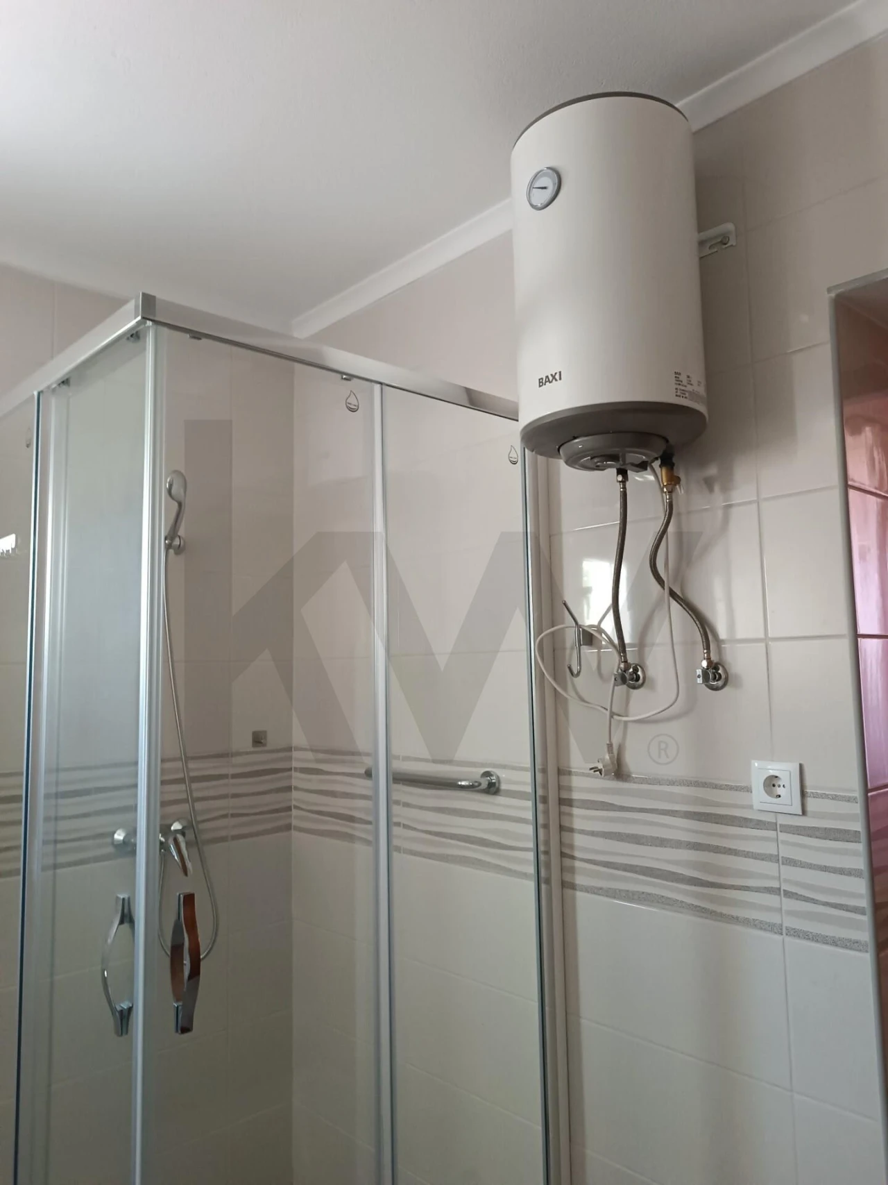 Moradia T4 para Venda em Selmes Foto 24