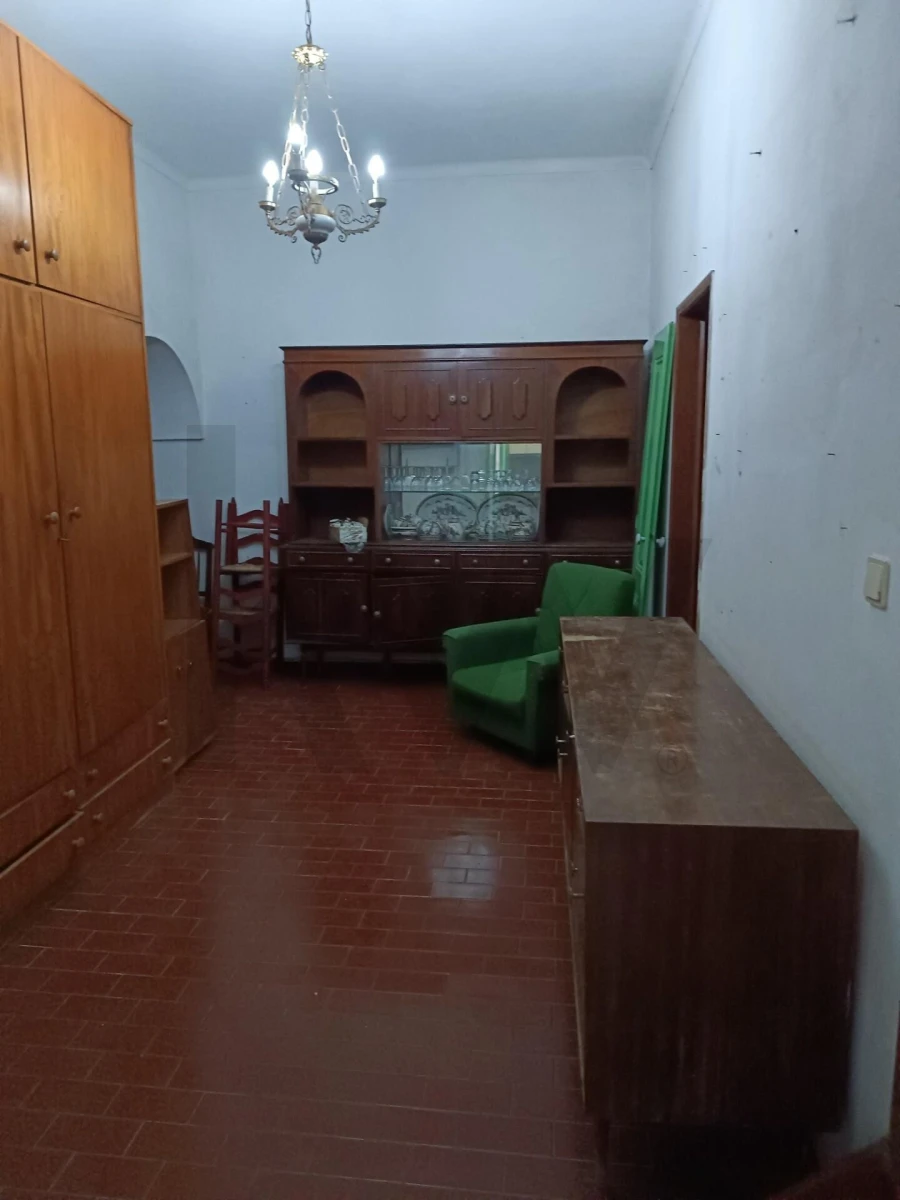 Moradia T4 para Venda em Selmes Foto 26