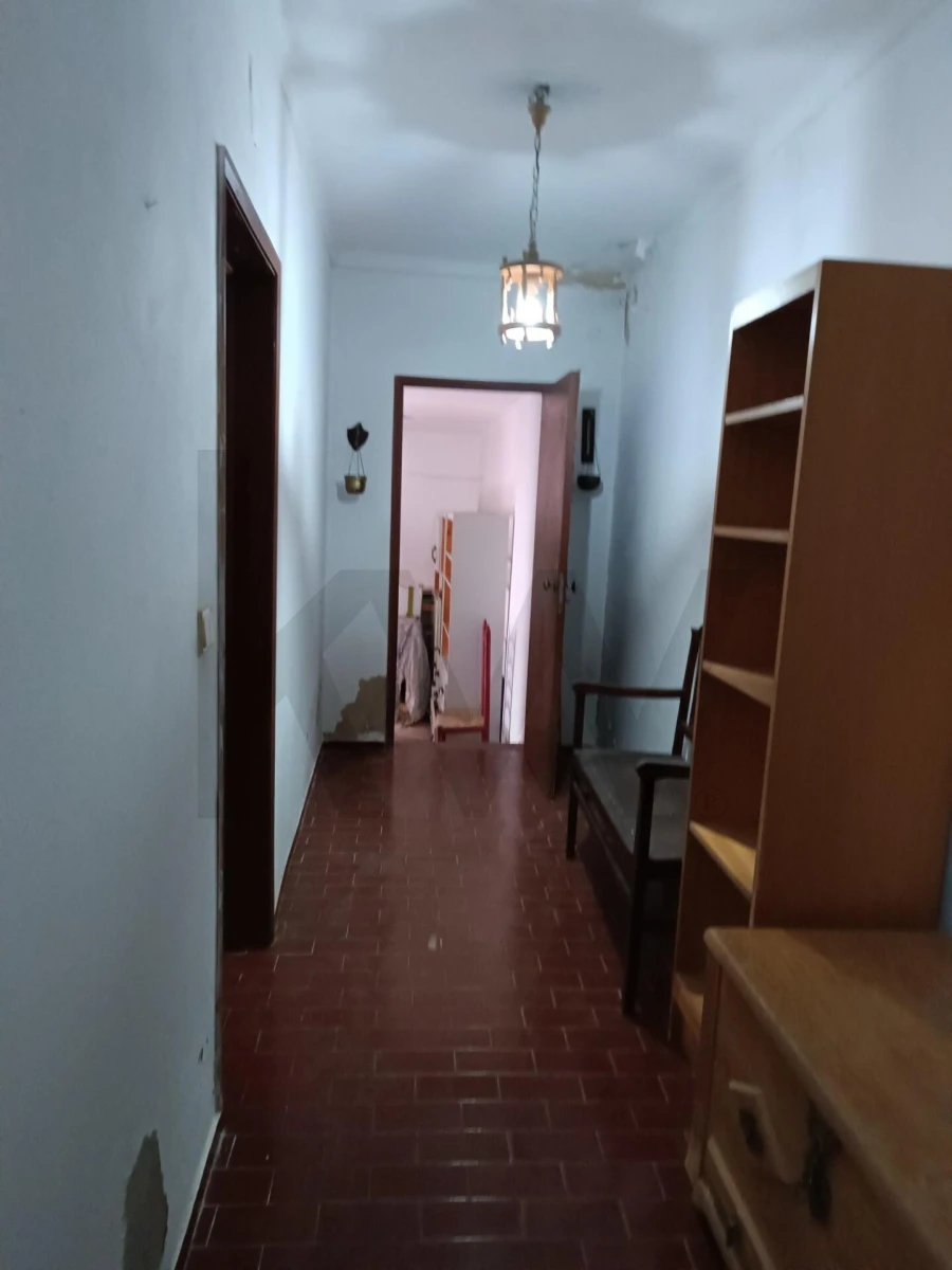 Moradia T4 para Venda em Selmes Foto 25