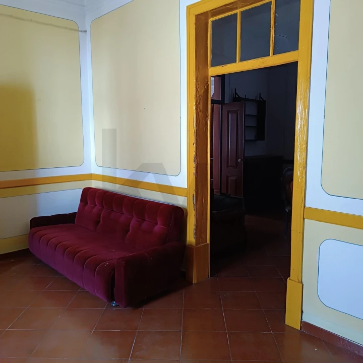 Moradia T4 para Venda em Selmes Foto 8