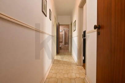 Apartamento T3 para Venda em Algés, Linda-A-Velha e Cruz Quebrada-Dafundo