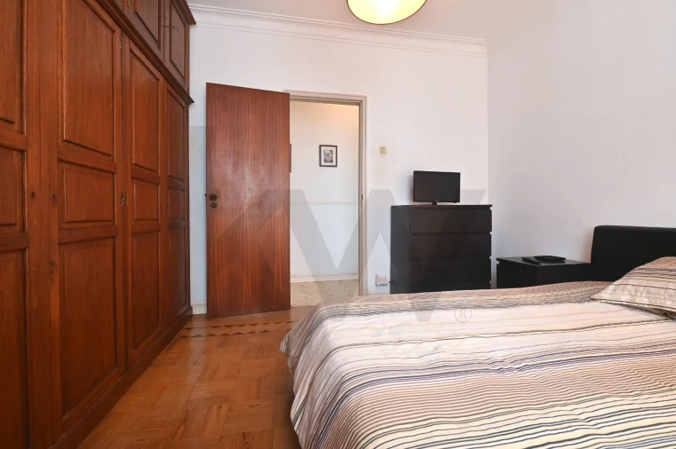 Apartamento T3 para Venda em Algés, Linda-A-Velha e Cruz Quebrada-Dafundo Foto 10