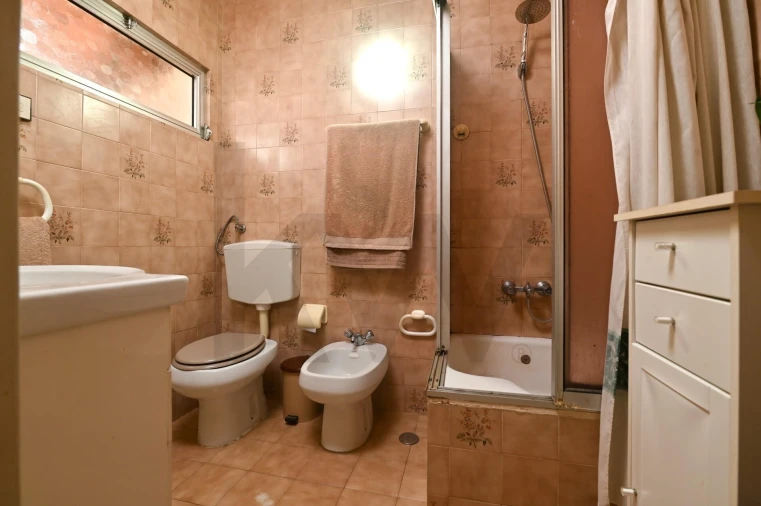 Apartamento T3 para Venda em Algés, Linda-A-Velha e Cruz Quebrada-Dafundo Foto 6