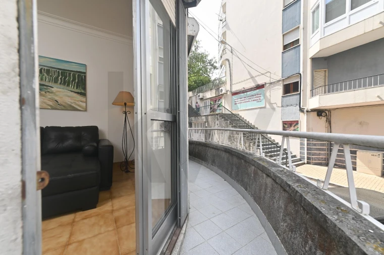 Apartamento T3 para Venda em Algés, Linda-A-Velha e Cruz Quebrada-Dafundo Foto 18