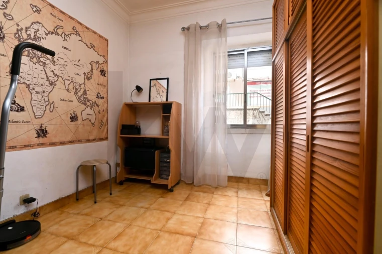Apartamento T3 para Venda em Algés, Linda-A-Velha e Cruz Quebrada-Dafundo Foto 7