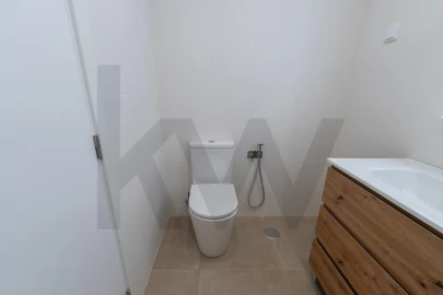 Apartamento T2 para Arrendamento em Carnide
