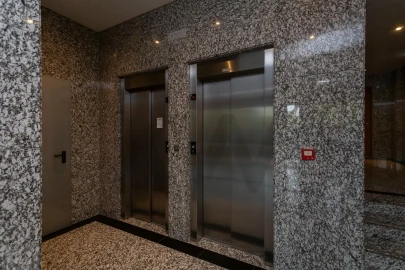 Apartamento T2 para Arrendamento em Carnide